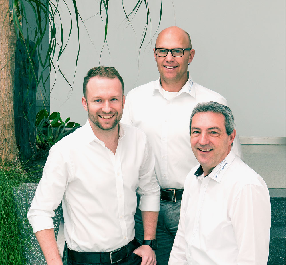 Die (Haus)Macher – Daniel Krafczyk (Planung), Marcus Riedelsheimer (Geschäftsführer) und Jürgen Pfänder (Bauleitung) | Foto: Herbert Heim